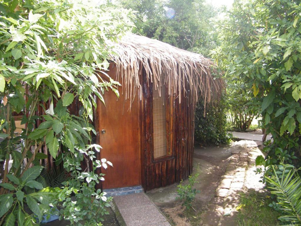 Hostal Vida 2000 Santa Cruz Exterior photo